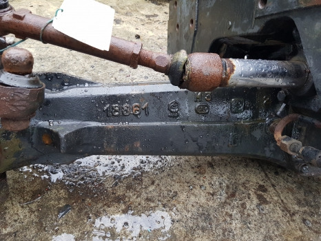 Case 5120, 5130, 5140 Carraro Front Axle Beam, Casting 122945, 1995412c2 - Eje delantero para Maquinaria agrícola: foto 3 Case 5120, 5130, 5140 Carraro Front Axle Beam, Casting 122945, 1995412c2 - Eje delantero para Maquinaria agrícola: foto 3