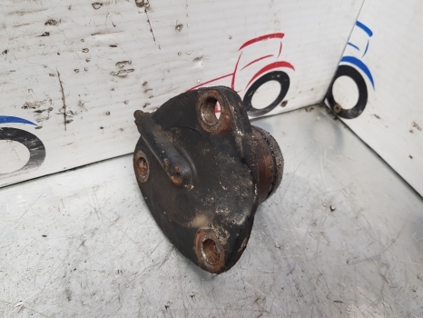 Case New Holland T6000, T6, Maxxum T6070 Front Axle King Pin Top Rhs 87361688 - Eje delantero para Tractor: foto 1 Case New Holland T6000, T6, Maxxum T6070 Front Axle King Pin Top Rhs 87361688 - Eje delantero para Tractor: foto 1