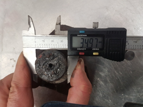 Caterpillar 146329 Carraro 26.16m, Front Axle King Pin 128881 - Eje delantero: foto 4 Caterpillar 146329 Carraro 26.16m, Front Axle King Pin 128881 - Eje delantero: foto 4