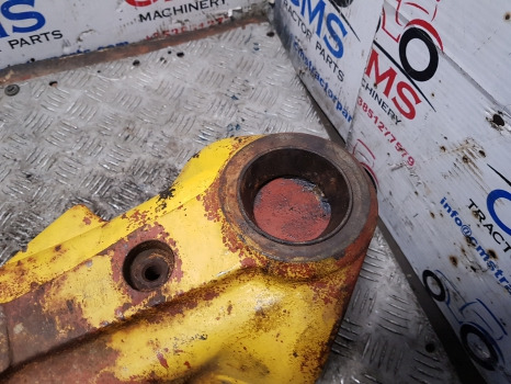 Caterpillar Th62 Clark Hurth Front Half Axle Housing 279.06.004.659, 27906004659 - Eje delantero: foto 2 Caterpillar Th62 Clark Hurth Front Half Axle Housing 279.06.004.659, 27906004659 - Eje delantero: foto 2