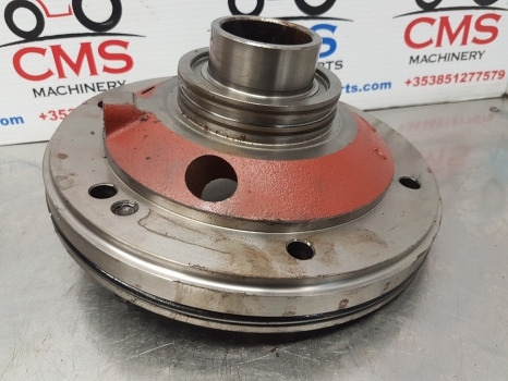 Claas Ares 836, Axion, Atles Series, Rear Axle Differential Support 6005023840 - Eje posterior: foto 2 Claas Ares 836, Axion, Atles Series, Rear Axle Differential Support 6005023840 - Eje posterior: foto 2