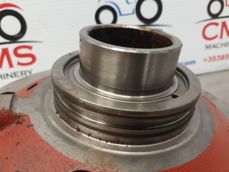 Claas Ares 836, Axion, Atles Series, Rear Axle Differential Support 6005023840 - Eje posterior: foto 3 Claas Ares 836, Axion, Atles Series, Rear Axle Differential Support 6005023840 - Eje posterior: foto 3