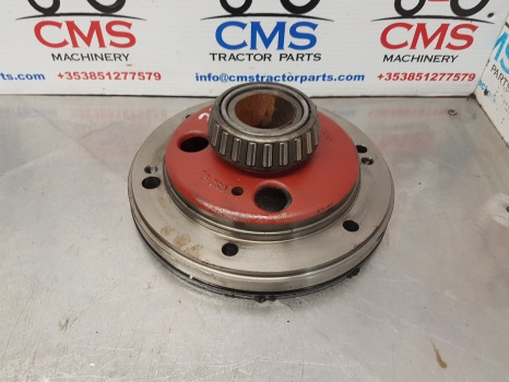 Claas Ares 836, Axion, Atles Series, Rear Axle Differential Support 6005028847 - Eje posterior: foto 1 Claas Ares 836, Axion, Atles Series, Rear Axle Differential Support 6005028847 - Eje posterior: foto 1