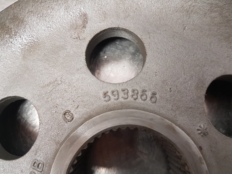 Claas Axos 340, 310, Ergos 436, 466, Celtis 456 Rear Axle Crown Wheel 0011119820 - Eje posterior para Tractor: foto 5 Claas Axos 340, 310, Ergos 436, 466, Celtis 456 Rear Axle Crown Wheel 0011119820 - Eje posterior para Tractor: foto 5