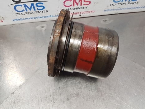 Claas Axos 340 Cx, Ergos, Celtis Rear Axle Bearing Housing Lhs 7700075191 - Eje posterior para Tractor: foto 4 Claas Axos 340 Cx, Ergos, Celtis Rear Axle Bearing Housing Lhs 7700075191 - Eje posterior para Tractor: foto 4