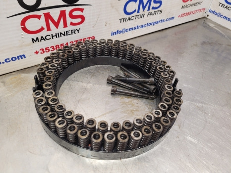 Claas Scorpion 736, 732, 741, 746, 635, 1033 Brake Spring Retainer 0019216090 - Piezas de freno: foto 4 Claas Scorpion 736, 732, 741, 746, 635, 1033 Brake Spring Retainer 0019216090 - Piezas de freno: foto 4