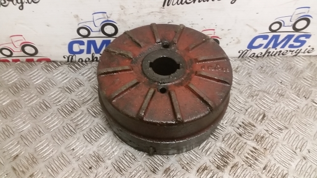 David Brown 1200, 1390, 1394,1290, 1294, 990, 995 Brake Drum K917989, 920433 - Tambores de freno para Tractor: foto 1 David Brown 1200, 1390, 1394,1290, 1294, 990, 995 Brake Drum K917989, 920433 - Tambores de freno para Tractor: foto 1