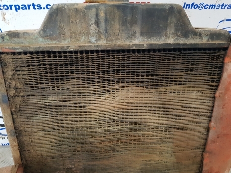 David Brown Case 1390, 1290, 1294 Cooling Radiator,cowl K300103, K262827 - Radiador para Tractor: foto 5 David Brown Case 1390, 1290, 1294 Cooling Radiator,cowl K300103, K262827 - Radiador para Tractor: foto 5