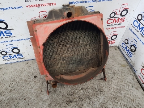 David Brown Case 1390, 1290, 1294 Cooling Radiator,cowl K300103, K262827 - Radiador para Tractor: foto 1 David Brown Case 1390, 1290, 1294 Cooling Radiator,cowl K300103, K262827 - Radiador para Tractor: foto 1