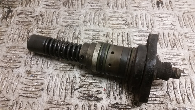 Deutz Agrotron 100, 120, 135, 150, 160, 175, 195, 200 Mk3 Injector Pump 02111335 - Inyector: foto 3 Deutz Agrotron 100, 120, 135, 150, 160, 175, 195, 200 Mk3 Injector Pump 02111335 - Inyector: foto 3