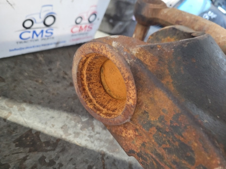 Eje delantero Deutz Agrotron 110 Zf As2035 Front Axle Housing Rhs, Bolster 4475.305.300: foto 8 Eje delantero Deutz Agrotron 110 Zf As2035 Front Axle Housing Rhs, Bolster 4475.305.300: foto 8