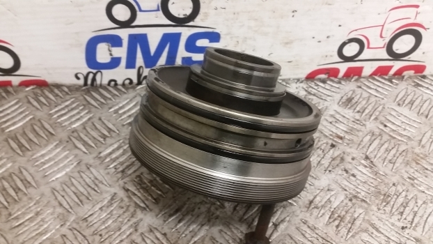 Deutz Agrotron 150 Mk3 Rear Axle Differential Carrier Register Left 04428945 - Diferencial para Tractor: foto 4 Deutz Agrotron 150 Mk3 Rear Axle Differential Carrier Register Left 04428945 - Diferencial para Tractor: foto 4