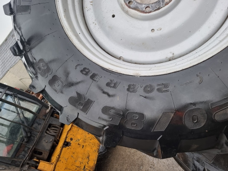 Deutz Agrotron M620, Deutz, Rear Wheels Pair 250x85x38 250x85x38 - Rueda completa: foto 3 Deutz Agrotron M620, Deutz, Rear Wheels Pair 250x85x38 250x85x38 - Rueda completa: foto 3