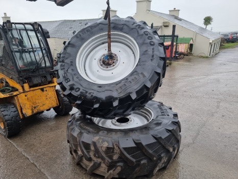 Deutz Agrotron M620, Deutz, Rear Wheels Pair 250x85x38 250x85x38 - Rueda completa: foto 1 Deutz Agrotron M620, Deutz, Rear Wheels Pair 250x85x38 250x85x38 - Rueda completa: foto 1