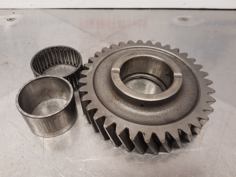 Deutz D7807c, Dx 3.90, 3.70, 7207, 7807 Transmission Gear Z35 04333525 - Árbol de transmisión para Tractor: foto 2 Deutz D7807c, Dx 3.90, 3.70, 7207, 7807 Transmission Gear Z35 04333525 - Árbol de transmisión para Tractor: foto 2