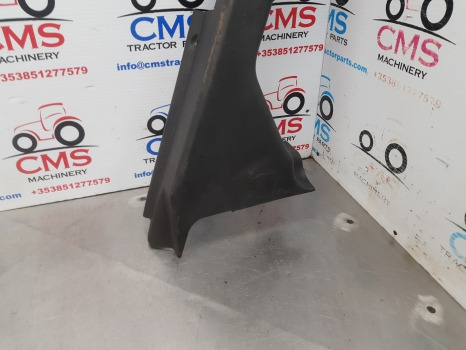 Fiat 90 Series, 140-90, 90-90, 110-90 Super Comfort Cab Trim Panel Rhs 5132374 - Cabina e interior: foto 2 Fiat 90 Series, 140-90, 90-90, 110-90 Super Comfort Cab Trim Panel Rhs 5132374 - Cabina e interior: foto 2