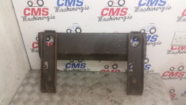 Fiat F100 - F140 Engine Rear Bracket Panel - Motor y piezas para Tractor: foto 2 Fiat F100 - F140 Engine Rear Bracket Panel - Motor y piezas para Tractor: foto 2