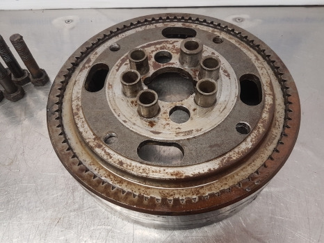 Ford 10, 40, 7740 Carraro Front Axle Ring Annular Gear 9968065, 9968069 - Eje delantero: foto 3 Ford 10, 40, 7740 Carraro Front Axle Ring Annular Gear 9968065, 9968069 - Eje delantero: foto 3