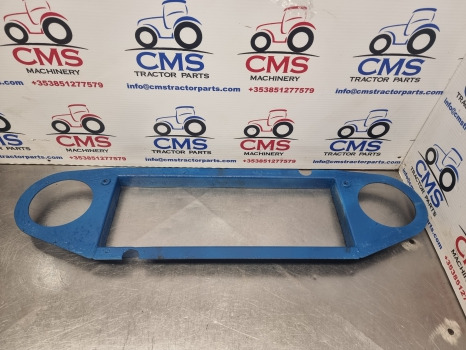 Ford 4610, 10 Series, Lp Cab Fan Blower Support, Cover E3nn18a295aa, 83944215 - Cabina e interior: foto 1 Ford 4610, 10 Series, Lp Cab Fan Blower Support, Cover E3nn18a295aa, 83944215 - Cabina e interior: foto 1