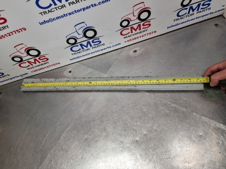 Ford 4610, 5610 Ap, Lp Cab Door Foot Section 83931994, 83931995 - Cabina: foto 3 Ford 4610, 5610 Ap, Lp Cab Door Foot Section 83931994, 83931995 - Cabina: foto 3