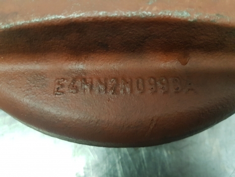 Ford 4830, 3930, 4100, 4330 Brake Housing Rhs E4nn2n099ba, C5nn2n099b, 83955520 - Tambores de freno para Tractor: foto 3 Ford 4830, 3930, 4100, 4330 Brake Housing Rhs E4nn2n099ba, C5nn2n099b, 83955520 - Tambores de freno para Tractor: foto 3