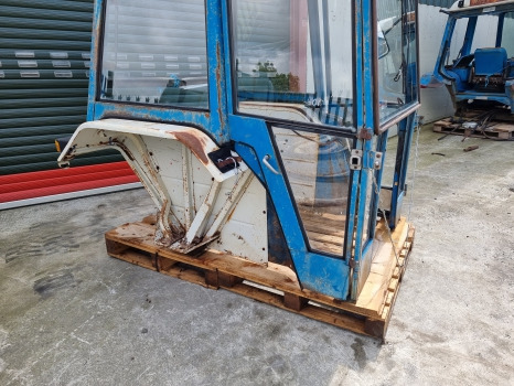 Ford 5600, 6600, 7600, 5000, 6000 Complete Cab, Fritzmeier Cab, Cab No58 - Cabina: foto 4 Ford 5600, 6600, 7600, 5000, 6000 Complete Cab, Fritzmeier Cab, Cab No58 - Cabina: foto 4