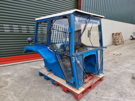 Ford 5610, 5110, 6410, 6610, 6710, 7410, 7610 Complete Lp Cab N54 - Cabina: foto 1 Ford 5610, 5110, 6410, 6610, 6710, 7410, 7610 Complete Lp Cab N54 - Cabina: foto 1