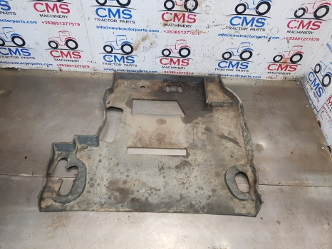 Ford 6635, 35, New Holland Tl Series, Cab Mat 82007187 - Cabina e interior: foto 1 Ford 6635, 35, New Holland Tl Series, Cab Mat 82007187 - Cabina e interior: foto 1