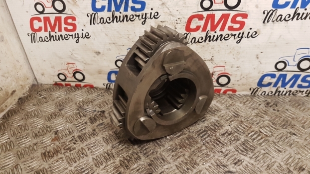 Ford New Holland 10, 40 Ser.  7810, 7910 Rear Axle Pinion Carrier D0nn4n029a - Eje posterior para Tractor: foto 4 Ford New Holland 10, 40 Ser.  7810, 7910 Rear Axle Pinion Carrier D0nn4n029a - Eje posterior para Tractor: foto 4