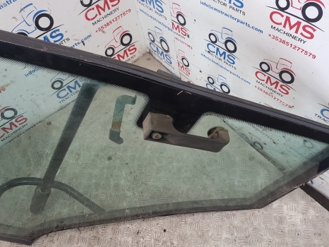 Ford New Holland 40, 60, Ts 8340 Cab Door Rhs 82002446, 82006664, 82000367 - Puerta y piezas: foto 4 Ford New Holland 40, 60, Ts 8340 Cab Door Rhs 82002446, 82006664, 82000367 - Puerta y piezas: foto 4