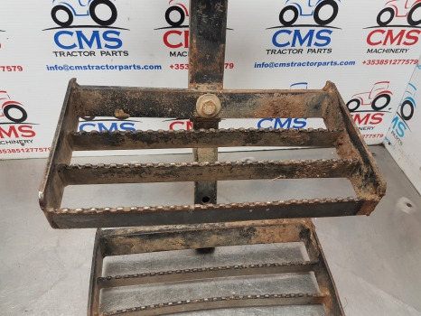 Ford New Holland 40, Ts Series, Ts110, 8340 Foot Step Lhs 82007896, 82007892 - Peldaño para Maquinaria agrícola: foto 5 Ford New Holland 40, Ts Series, Ts110, 8340 Foot Step Lhs 82007896, 82007892 - Peldaño para Maquinaria agrícola: foto 5