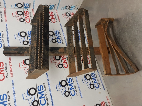 Ford New Holland 40, Ts ,ts110, 6640 Foot Step Assy Rhs 82008961,f0nn9420041bb - Peldaño para Maquinaria agrícola: foto 4 Ford New Holland 40, Ts ,ts110, 6640 Foot Step Assy Rhs 82008961,f0nn9420041bb - Peldaño para Maquinaria agrícola: foto 4