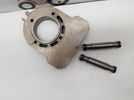 Ford New Holland 40,ts 8240,7740 Transmission Clutch Valve 81871385, F0nn7l575ac - Caja de cambios: foto 2 Ford New Holland 40,ts 8240,7740 Transmission Clutch Valve 81871385, F0nn7l575ac - Caja de cambios: foto 2