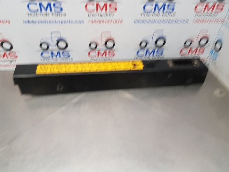 Ford New Holland 6635, 5635, 4835, 7635, Cab Interior Panel Lh 82004195 - Cabina e interior: foto 2 Ford New Holland 6635, 5635, 4835, 7635, Cab Interior Panel Lh 82004195 - Cabina e interior: foto 2