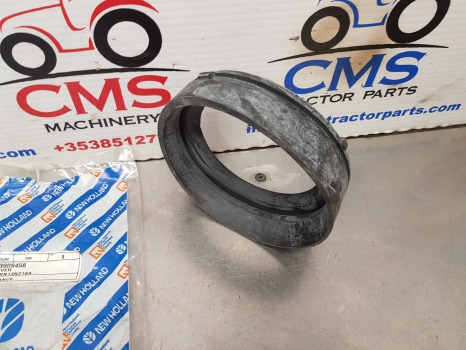 Ford Tw5, Tw15, Tw25, 7910, 8210 Front Lights Cover Rubber 83909458 - Luz/ Iluminación: foto 3 Ford Tw5, Tw15, Tw25, 7910, 8210 Front Lights Cover Rubber 83909458 - Luz/ Iluminación: foto 3