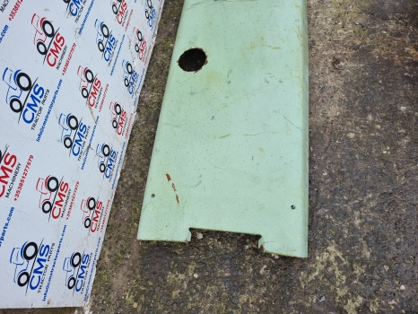 Hurlimann H6115, Same, Lamborghini, Cab Bonnet Hood Assy 0.010.0923.3 - Carrocería y exterior: foto 3 Hurlimann H6115, Same, Lamborghini, Cab Bonnet Hood Assy 0.010.0923.3 - Carrocería y exterior: foto 3
