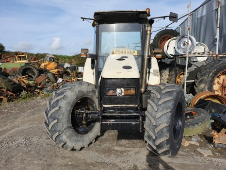 Lamborghini Premium 950 Engine, Cab, Transmission, Rear, Front Axle  Parts Nut - Cabina: foto 2 Lamborghini Premium 950 Engine, Cab, Transmission, Rear, Front Axle  Parts Nut - Cabina: foto 2