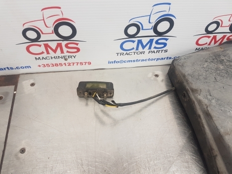 Landini Mythos 100, 90, 105, 115 Mudguard Extension Lhs 3551811m1, 3551811m2 - Guardabarros para Tractor: foto 3 Landini Mythos 100, 90, 105, 115 Mudguard Extension Lhs 3551811m1, 3551811m2 - Guardabarros para Tractor: foto 3