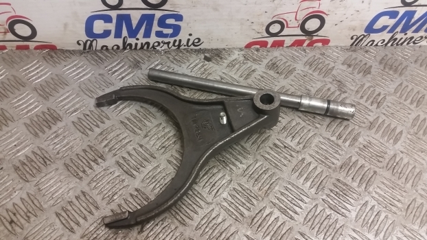 Landini Mythos Series 115 Rear Differential Lock Fork And Shaft 3531772m2, 772r2 - Diferencial para Tractor: foto 1 Landini Mythos Series 115 Rear Differential Lock Fork And Shaft 3531772m2, 772r2 - Diferencial para Tractor: foto 1