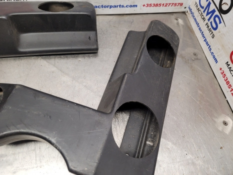 Massey Ferguson 4245, 4255, 4355 Cab Air Vent 3806427m3, 3806426m3 - Pieza de aire acondicionado: foto 2 Massey Ferguson 4245, 4255, 4355 Cab Air Vent 3806427m3, 3806426m3 - Pieza de aire acondicionado: foto 2