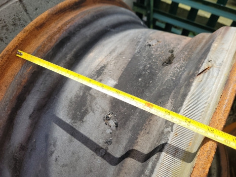 Massey Ferguson 5445, 5460, 5455, 5712, 5465, 6480 Rear Wheel Rim Pair W15 X 34 - Llanta para Maquinaria agrícola: foto 4 Massey Ferguson 5445, 5460, 5455, 5712, 5465, 6480 Rear Wheel Rim Pair W15 X 34 - Llanta para Maquinaria agrícola: foto 4