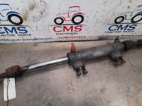 Massey Ferguson 5455 Front Axle Steering Cylinder 7302464901, 7302464903 - Dirección: foto 2 Massey Ferguson 5455 Front Axle Steering Cylinder 7302464901, 7302464903 - Dirección: foto 2