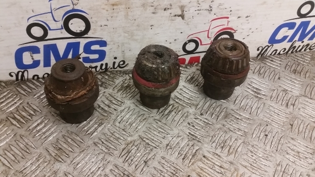 Massey Ferguson 6150, 6160 King Pin 3pc 3429319m1 - Dirección para Tractor: foto 1 Massey Ferguson 6150, 6160 King Pin 3pc 3429319m1 - Dirección para Tractor: foto 1