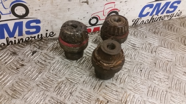 Massey Ferguson 6150, 6160 King Pin 3pc 3429319m1 - Dirección para Tractor: foto 2 Massey Ferguson 6150, 6160 King Pin 3pc 3429319m1 - Dirección para Tractor: foto 2