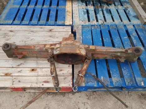 New Holland 40, Tl, Tla, Td Fiat L 7840 Front Axle Housing Lhs 5164327; 5164328 - Eje delantero para Tractor: foto 3 New Holland 40, Tl, Tla, Td Fiat L 7840 Front Axle Housing Lhs 5164327; 5164328 - Eje delantero para Tractor: foto 3