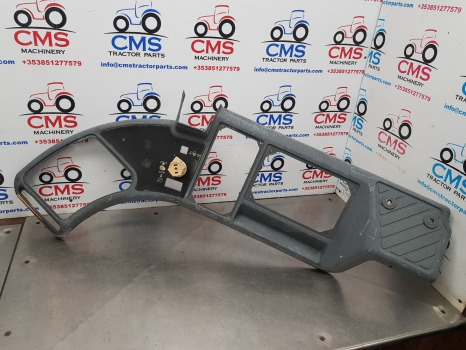 New Holland 8360, Tm165, 180, 8160 Right Hand Side Panel 82003608, 87349978 - Cabina e interior: foto 2 New Holland 8360, Tm165, 180, 8160 Right Hand Side Panel 82003608, 87349978 - Cabina e interior: foto 2