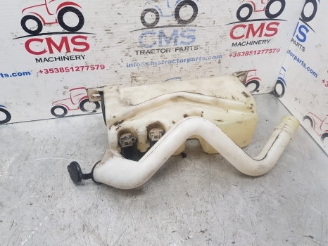 New Holland Case Maxxum T7 T7.200 Windshield Washer Reservoir 82030995, 82030996 - Carrocería y exterior para Tractor: foto 1 New Holland Case Maxxum T7 T7.200 Windshield Washer Reservoir 82030995, 82030996 - Carrocería y exterior para Tractor: foto 1