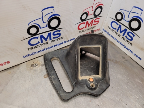 New Holland Case Sps Transmissiont6070 Plus Cab Interior Panel 82037206 - Cabina e interior: foto 2 New Holland Case Sps Transmissiont6070 Plus Cab Interior Panel 82037206 - Cabina e interior: foto 2