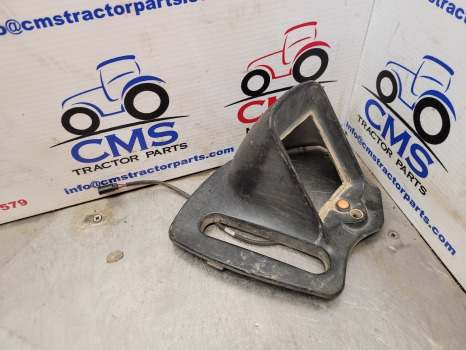 New Holland Case Sps Transmissiont6070 Plus Cab Interior Panel 82037206 - Cabina e interior: foto 4 New Holland Case Sps Transmissiont6070 Plus Cab Interior Panel 82037206 - Cabina e interior: foto 4