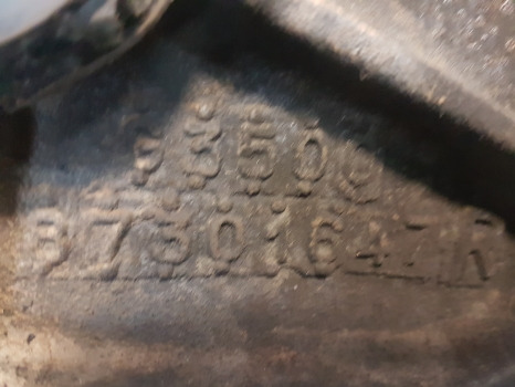 New Holland Case Steyr T6.180 T6, T7, Mxu, Maxxum T6.180 Door Hinge Rhs 87301647 - Puerta y piezas: foto 4 New Holland Case Steyr T6.180 T6, T7, Mxu, Maxxum T6.180 Door Hinge Rhs 87301647 - Puerta y piezas: foto 4
